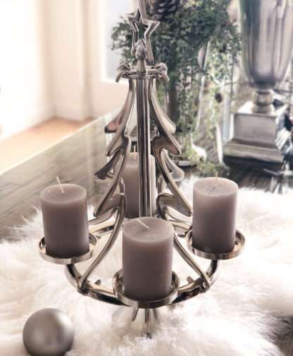 Moderner Adventskranz Tannenbaum silber Metall hängender Weihnachtskranz Weihnachtsbaum für 4 Kerzen hängender Baum Kranz Adventskranz