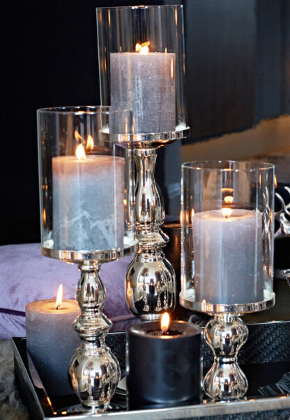 Windlicht versilbert mit Glasaufsatz edel elegant Windlicht Edzard Teelichthalter für Kerzen Stumpenkerzen in zwei Größen Kerzenschein Tischdekoration