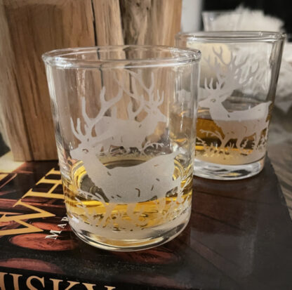 Whiskyglas Glas Hirschmotiv Gravur Schliff Hirsch 6 Stück Geschenkidee nicht nur für Jäger Glas Hirsch