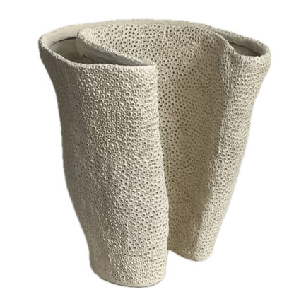 Dekovase Vase weiß beige Koralle geschwungen edel elegant 30 cm Sommerdekoration Korallenmotiv