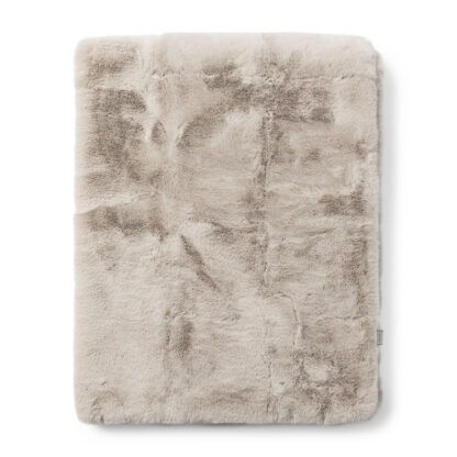 Tagesdecke Webpelz Chinchilla Plaid Kuscheldecke beige sand taupe aus Webpelz Kunstfell Pelzimitat Kunstpelz Tagesdecke Alba extra weich von Riviera Maison